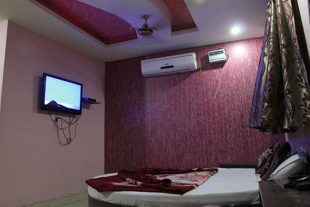 Hotel Hridey Inn New Delhi Exterior photo