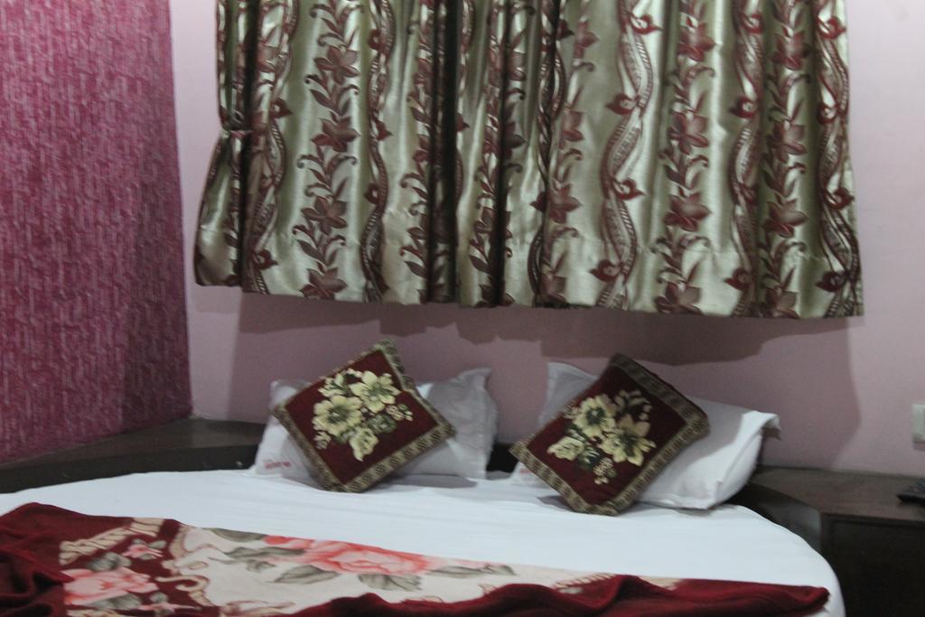 Hotel Hridey Inn New Delhi Exterior photo