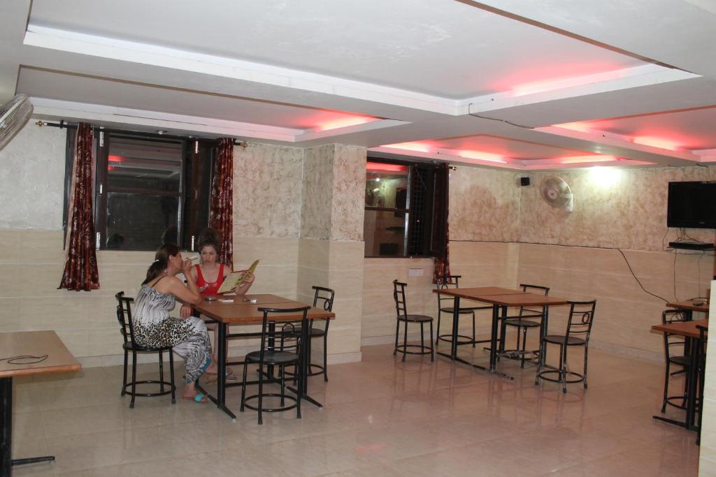 Hotel Hridey Inn New Delhi Exterior photo